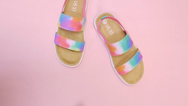 girls memory foam sandals