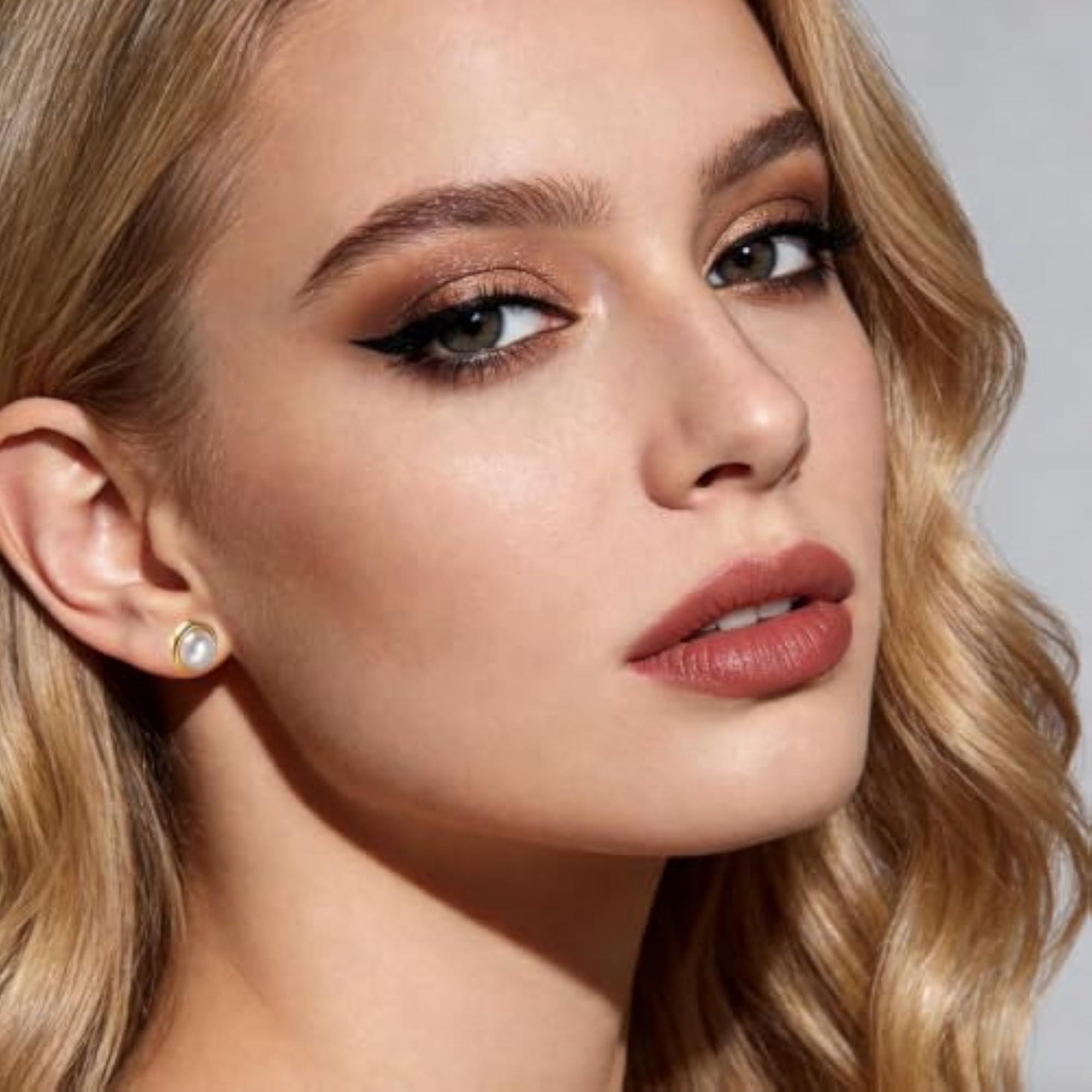 Women's 6 Pcs Pearl Stud Earrings Set, Stylish Variety