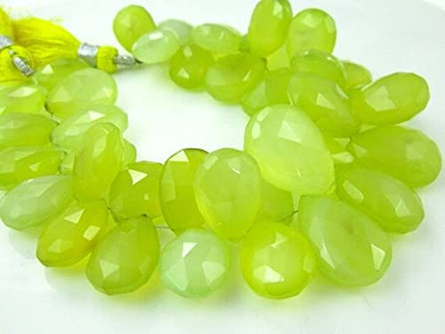 Calcédoine verte facettée en briolette poire pour la fabrication de bijoux