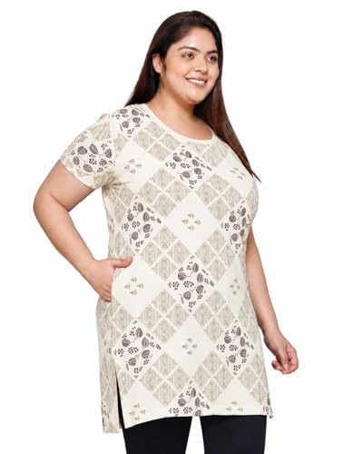 Image of In Love Women's All-Over Printed Cotton Plus Size Longline T-Shirt with Pockets
