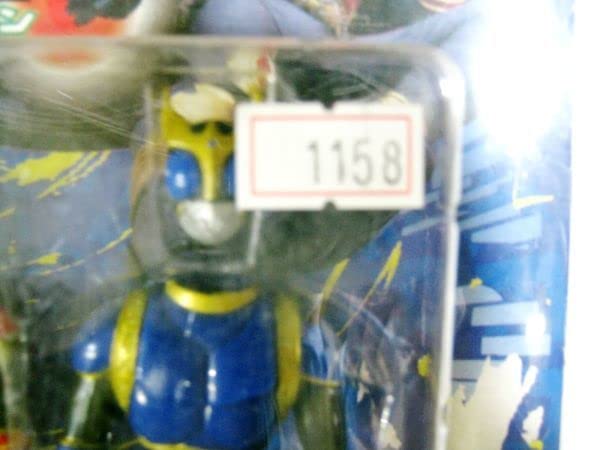 Amazon.co.jp: 仮面ライダークウガ 人形 3つのフォーム 超変身