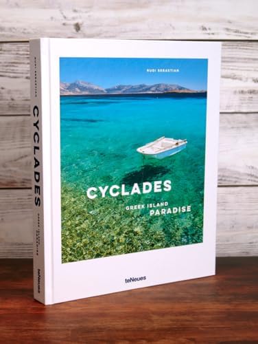The Cyclades: Greek Island Paradise