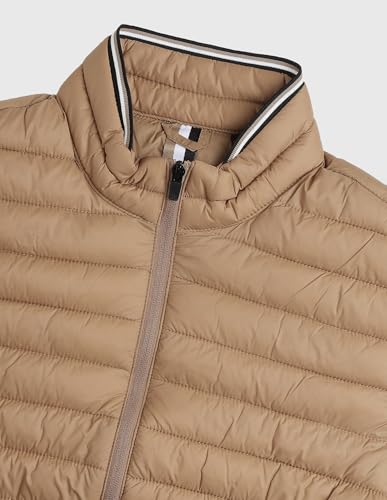 Image of Arrow sport men's solid regular fit packable jacket