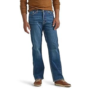 Wrangler Men’s Relaxed Fit Boot Cut Jean