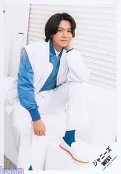 ジャニーズWEST 小瀧望　公式写真　WEST. Amazon.co.jp: ジャニーズWEST 公式生写真 （小瀧望）WA01126