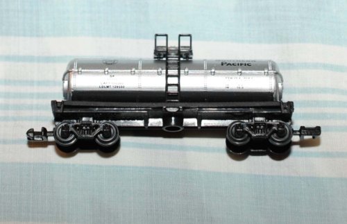 High Speed Metal Products N Scale Southern Pacific Tank Train Car #TOP1