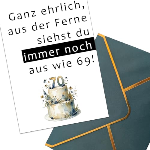 the lazy panda card company Lustige Geburtstagskarte zum 70. Geburtstag „Ganz ehrlich, aus der Ferne siehst du immer noch aus wie 69!“ mit dunkelgrünem Umschlag mit Goldfolie (70. Geburtstag)