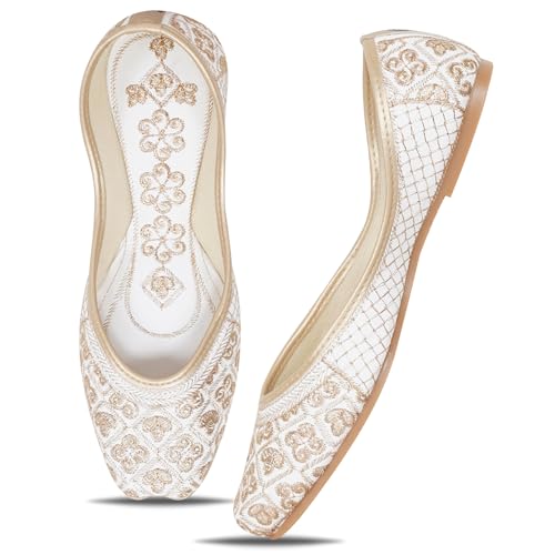 Image of Women's Embroidered Rajasthani Mojari Jutti | Ethnic Punjabi Juttis for Women & Girls | Flat Slip-On Footwear for Wedding, Festive & Casual Wear