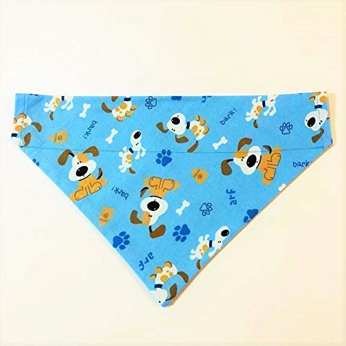 paw print bandana