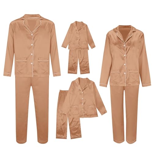 Pyjama Noël famille assorti en satin chic pour des soirées festives inoubliables