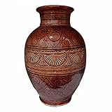 Elaborado y pintado totalmente a mano por hábiles artesanos de la ciudad de Safi (Marruecos)