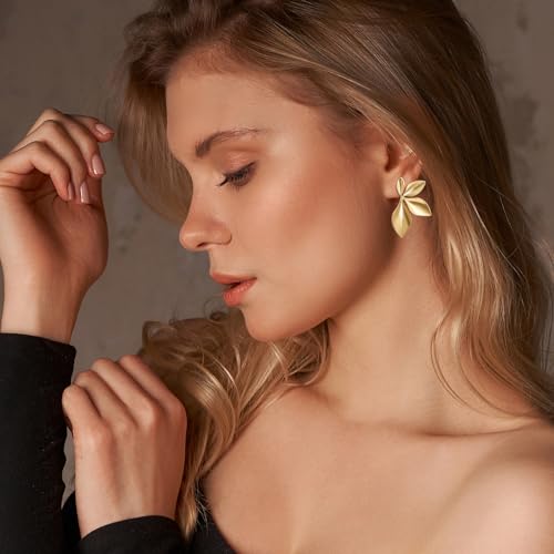 Gold Leaf Stud Earrings Medium Leaf Drop Dangle Earrings for Women Hypoallergenic Plant Earrings for Vacation Leaf Jewelry for Gift4