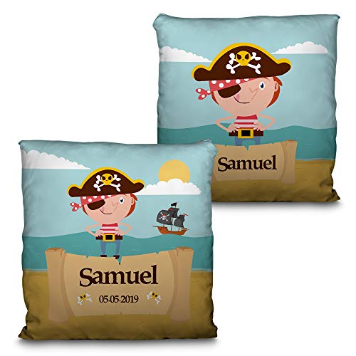 LolaPix Coussin Pirates Bebe Personnalisée. Données de Naissance Nom/Date/Initial. Cadeau Unique, Original et Exclusif. Différentes Tailles à Choisir. Remplissage Inclus. Bébé Pirates