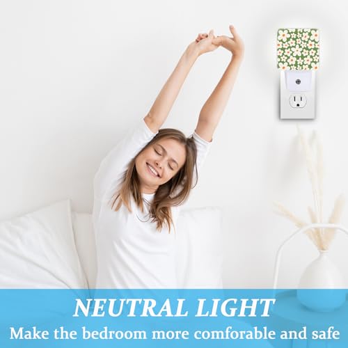 Image of Retro 70's Goovy Flowers Night Light, Plug-into Wall Retro Daisy Flower Nightlight Lamp with Dusk to Dawn Sensor, Led Lamp 0.5W Energy Efficient for Boys Girls Adults Home Decor