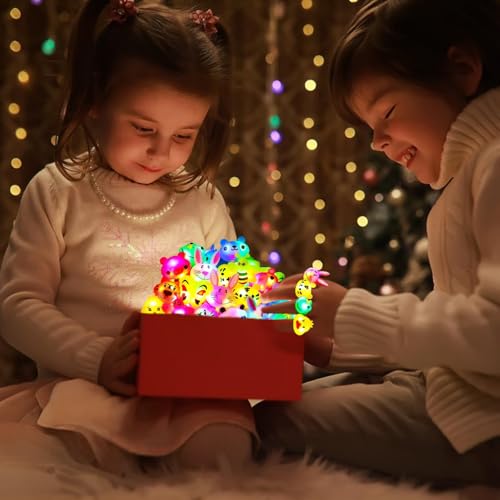 SCIONE 40 Stück LED Leuchtringe Blinkende Ringe Fingerspielzeug Party Bag Fillers für Kinder Niedliche Tier Licht Up Spielzeug für Jungen Mädchen Klassenzimmer-Preise Partygeschenke