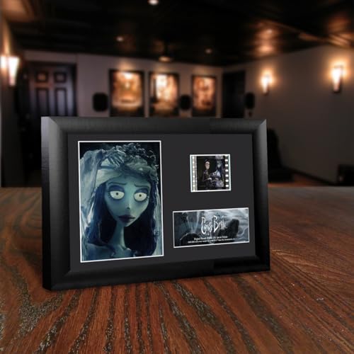 Mini película enmarcada de Emily para decorar tu estudio 5