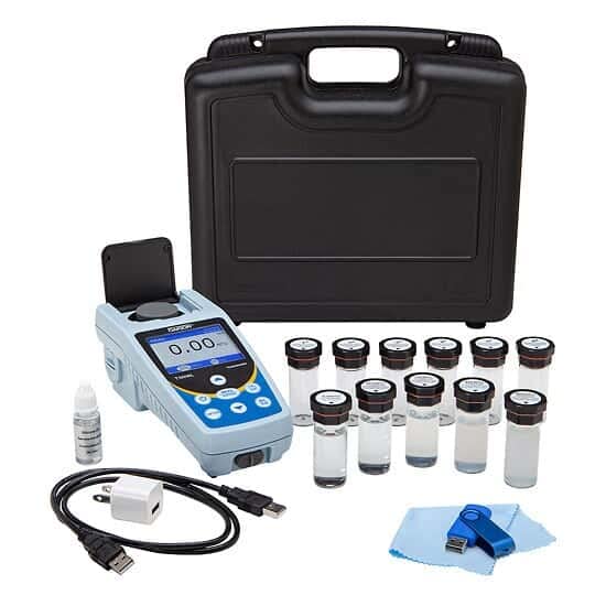 Oakton T-100WL Portable White Light Turbidity Meter Kit