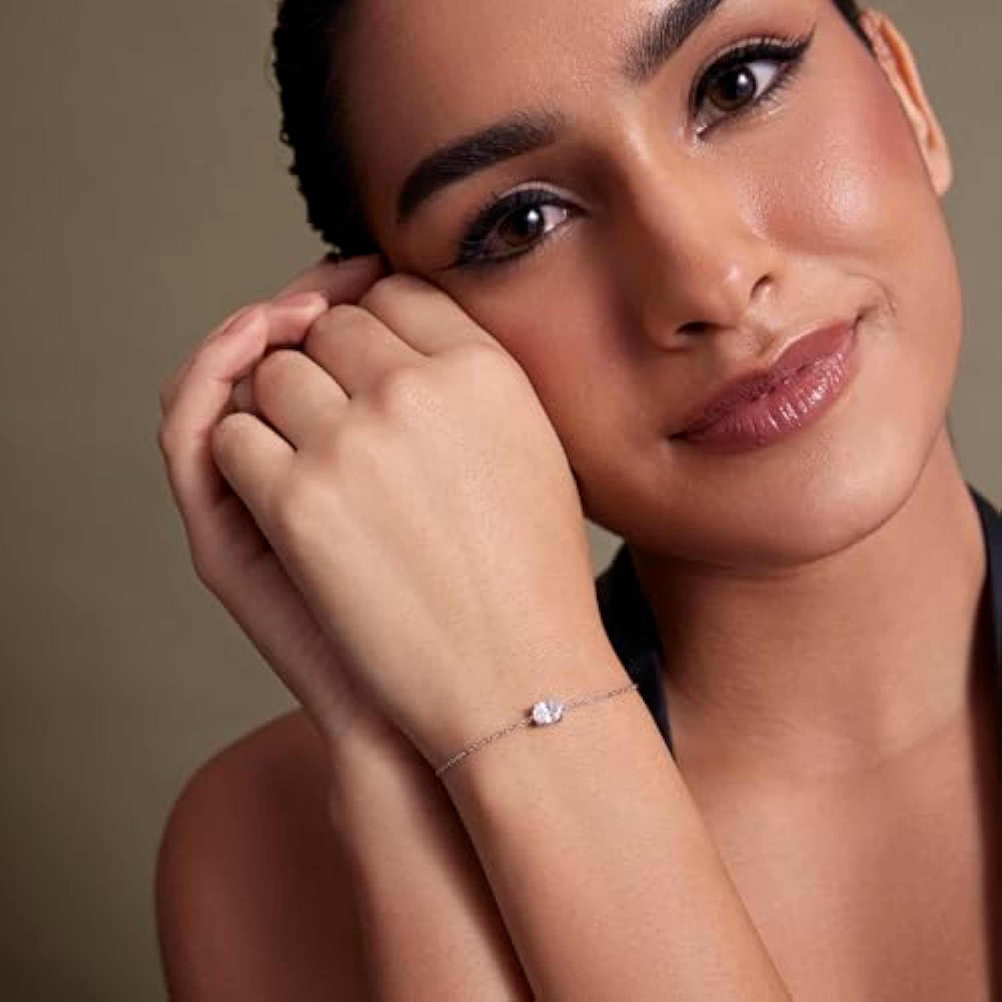 92.5 Sterling Silver Oval Solitaire Sparkler Bracelet