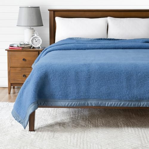 Poyet Motte Aurora 700GSM 100% Virgin Wool Blanket, Extreme Heavyweight, Machine Washable (Blue, Twin)