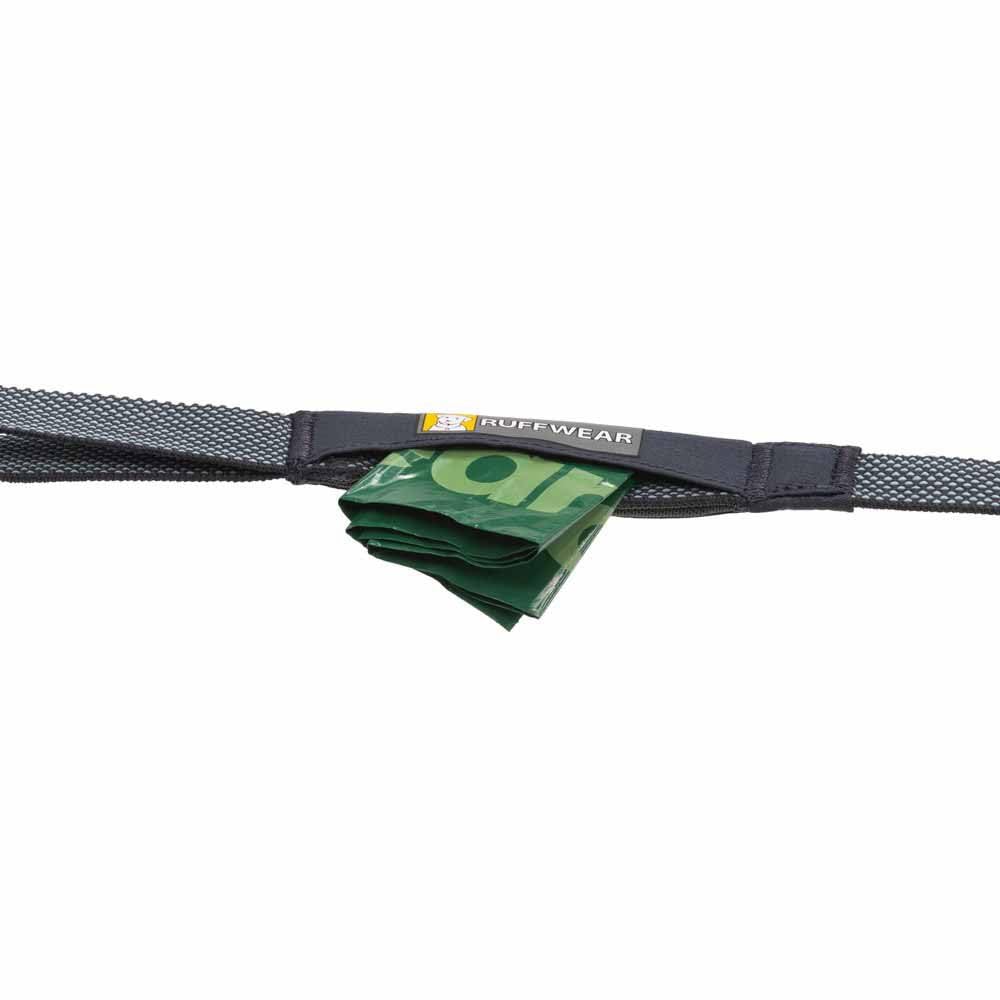 RUFFWEAR Hi & Light Laisse pour Chien Ultra légère Anti-Traction 1,4 m Laisse Portable réglable et Robuste, Solide, Fine, Anti-enchevêtrement, Laisse de Dressage pour Chien, Gris Basalte