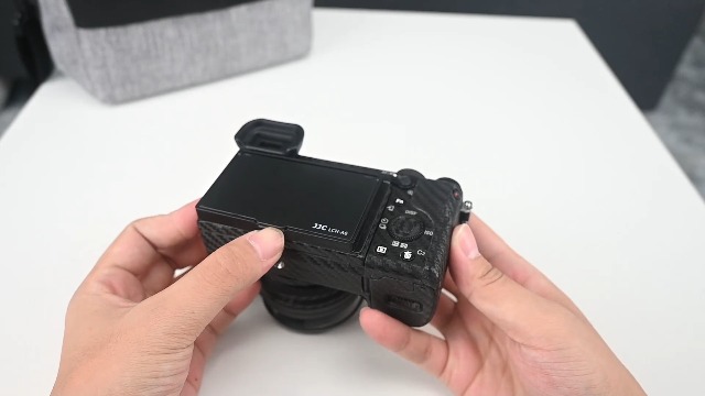 Sony A6400 液晶故障ジャンク おまけ付き Sony A6400 液晶故障ジャンク おまけ付き Amazon | JJC 折り畳み