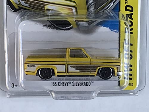 Hot Wheels 83 Chevy Silverado 4x4 Off Road Racing miniatura 3