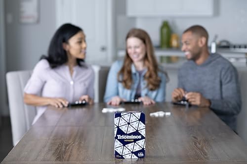 2. Bild von Triominos The Original Tour Edition, Reisespiele ab 6 Jahren, Gesellschaftsspiele für 2 bis 4 Spieler, Praktisches Format mit kompakten Steinen für den Urlaub, Travel