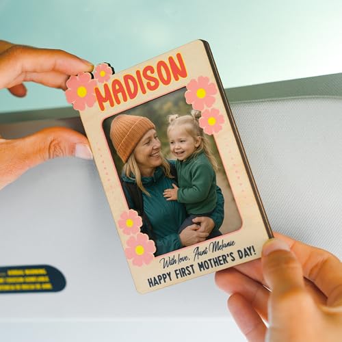 Personalized Mother’s Day Car Visor, Custom Name & Text Fridge Magnet Photo Frame – 3.5x5” Wooden Frame with Floral Design – Gift for Mom, Grandma, Nana, Grammy – 14 Color Options