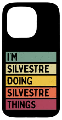 I'm Silvestre Doing Silvestre Things �ʔ����J�X�^���l�[�� �X�}�z�P�[�X iPhone 15 Pro �p