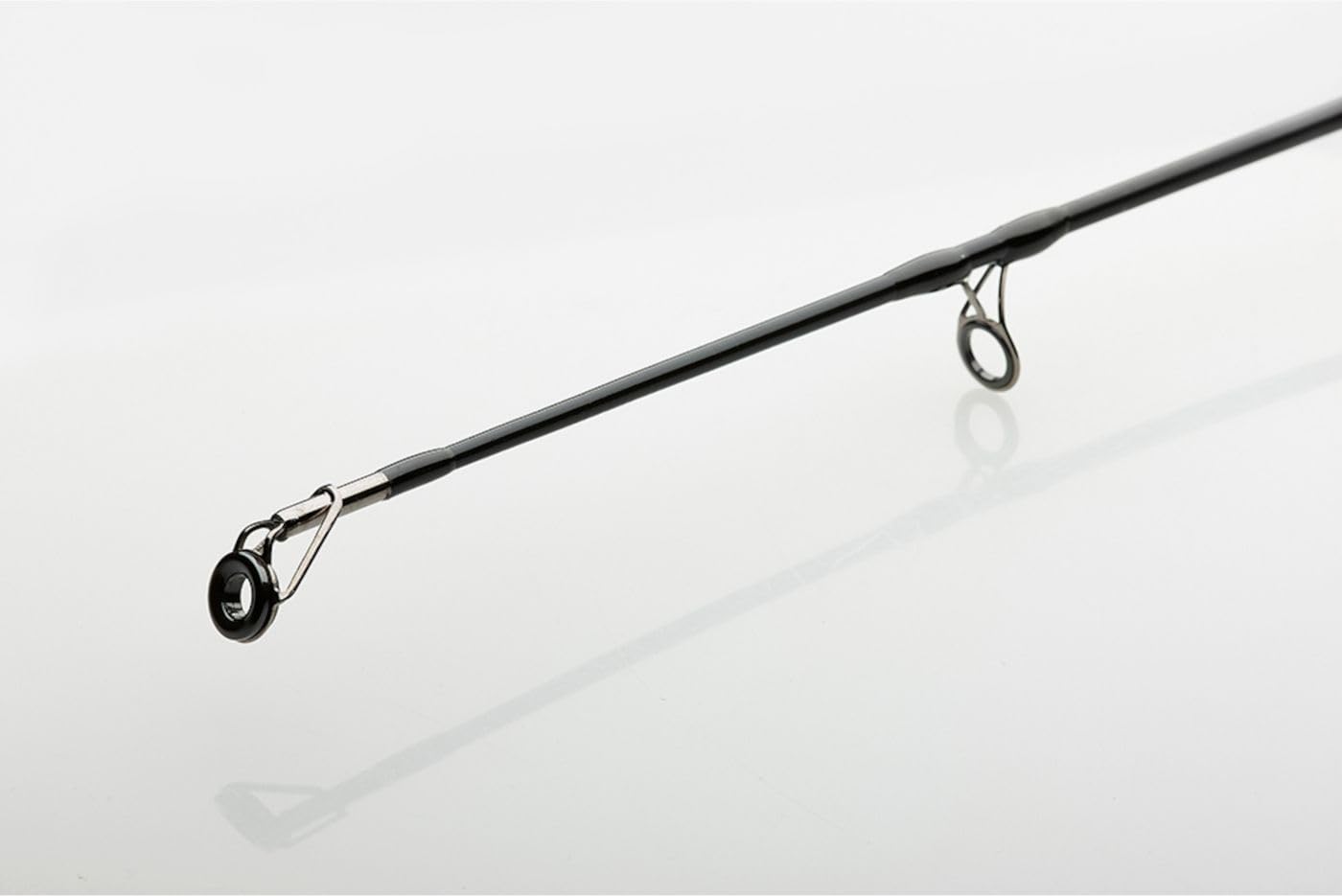 Madcat Black Pellet 290cm 175-375g - Wallerrute, Welsrute, Rute zum Ansitzangeln, Pelletrute,