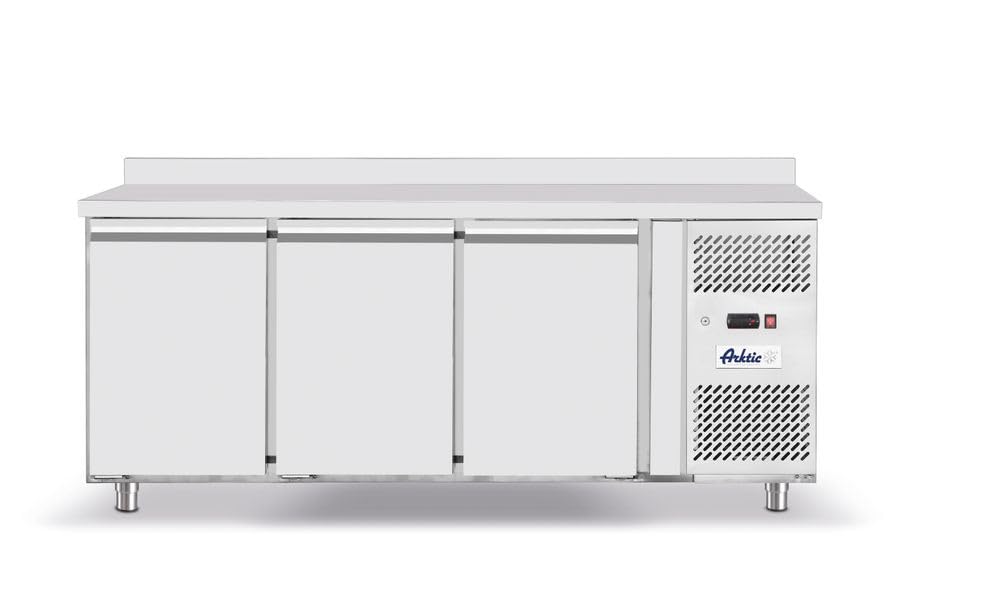 HENDI Mesa refrigerada Arktic de 3 puertas con 3 estantes ajustables para GN 1/1, -2/8°C, 420 L, descongelación automática, pantalla digital, 230V/400W, 1795x700x(H) 850 mm, acero inoxidable