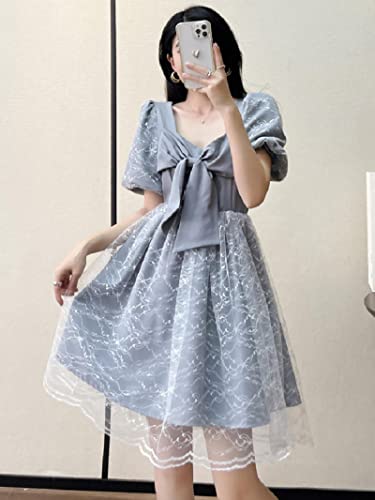 Robe d'été col carré légère contre la chaleur estivale