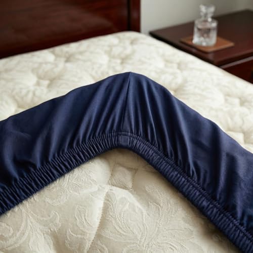 Image of Utopia Bedding Cotton Waterproof and dustproof Water absorbant Terry Fitted Mattress Protector (72x78 inches)