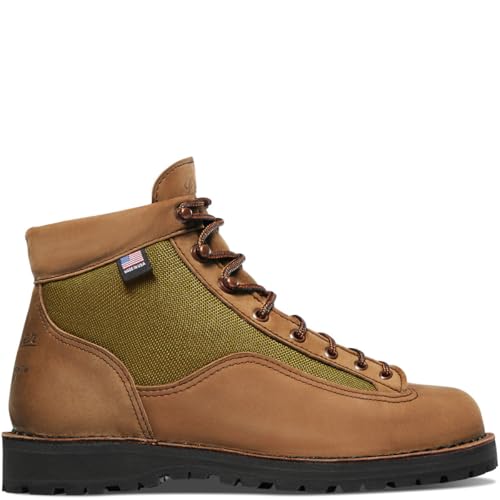 Image of Danner Women's Light II 6 inch Gore-Tex Hiking Boot
