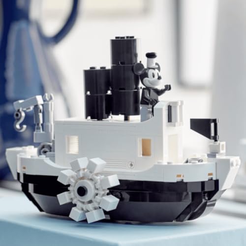 Image of LEGO Mini Steamboat Willie GWP Exclusive (40659, 424pcs)