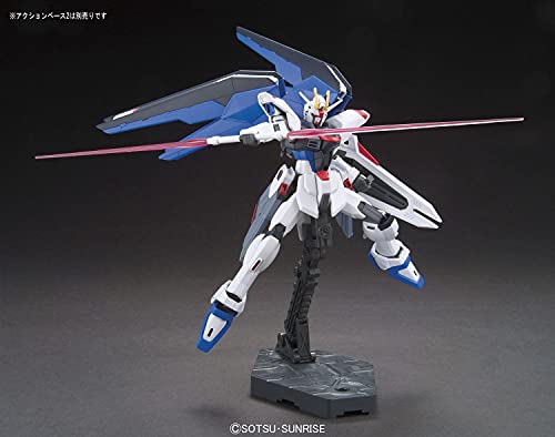 Bandai Gundam Seed Freedom Gundam Modelo 1:144 miniatura 3