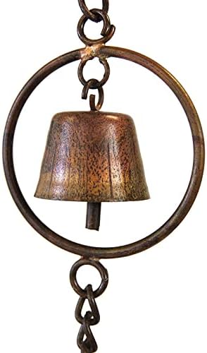 Miniatura 3 de Cadena de lluvia con piñas y campanas de pino flameado para exteriores, patios, patios y césped