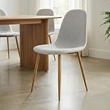 Lot de 4 chaises : parfait pour harmoniser un coin repas d’un coup, que ce soit autour d’une table familiale ou dans une cuisine conviviale.