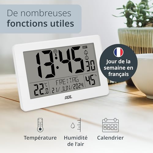 ADE Horloge Radio pilotée | Horloge numérique Murale avec très Grands Chiffres | avec Calendrier, thermomètre intérieur et hygromètre | reveil Station Meteo | à Piles | Blanc – vue 2