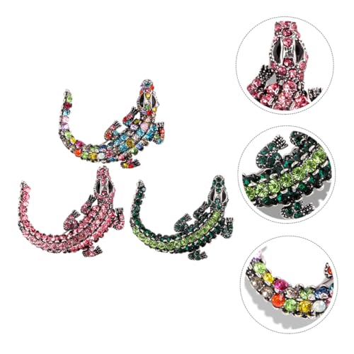 Broches para ropa masculina que transforman trajes sencillos en atuendos elegantes 6