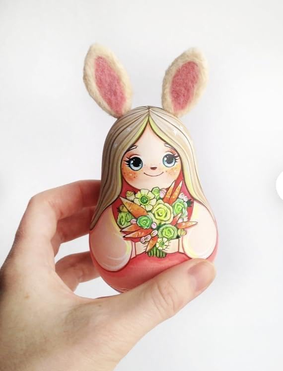 ロシア雑貨ラビットの起き上がりこぼしH12cmマルガリータ作 うさぎ