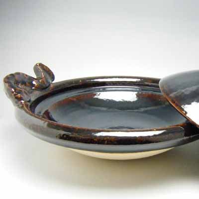 Amazon | 土楽窯 魚手黒鍋 尺二（5～7人用） 【土鍋 土楽窯 伊賀焼