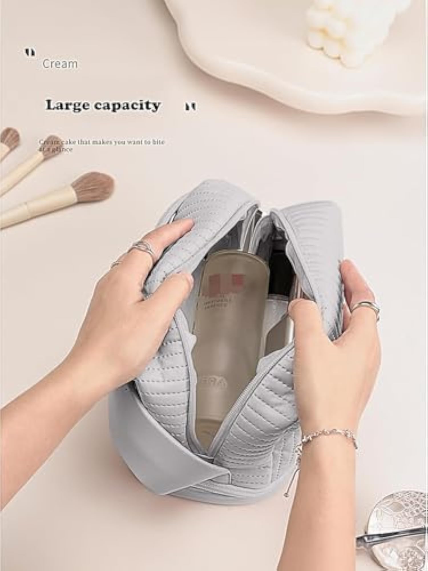 Luxury Cute Travel Makeup Hanging Wash Bag