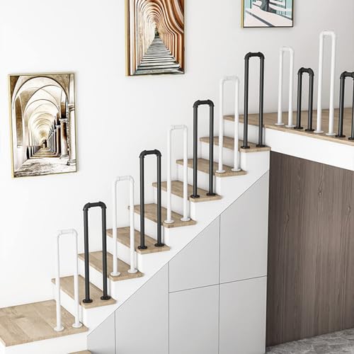 Rambarde d'escalier en fer forgé au design décoratif intemporel