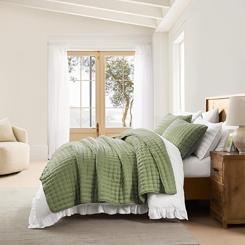 image for WDCOZY Green Queen Size Quilt Bedding Sets with Pillow Shams, Dark Sag