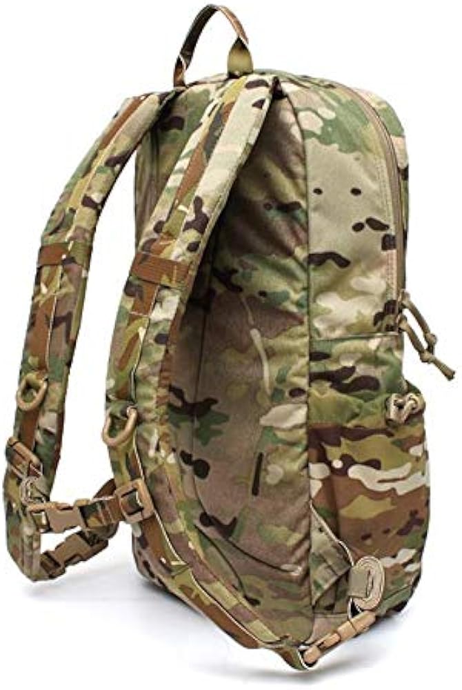 Amazon.co.jp: LBT LBT-8005A DAY PACK デイパック MULTICAM : ホビー