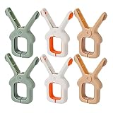 🎁[Universelle und verstellbare Kunststoffklammern]: Diese Klammern eignen sich perfekt zum Befestigen von Wäschehandtüchern, Baby- und Kleinkindutensilien wie Decken, Musselintüchern, Mützen, Fäustlingen, Lätzchen und Spielzeug am Kinderwagen, Autositz, Rollstuhl, Sonnenliegen, Camping, Poolstuhl. Sie sind mit einer stabilen Feder ausgestattet, die sie fest an Ort und Stelle hält und sich bis zu 5,5 cm öffnet.
