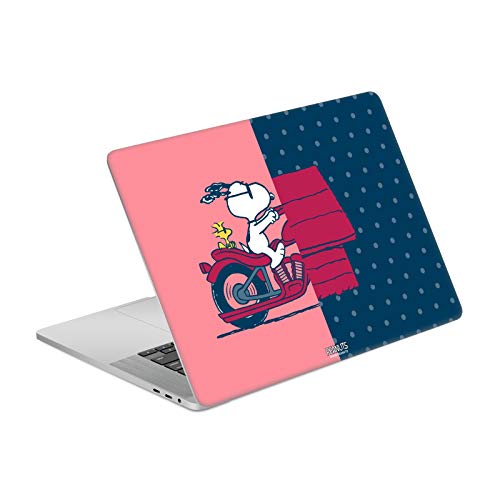 Autocollant vinyle Peanuts pour MacBook Pro 16 au bureau