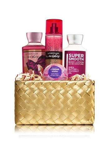 Bath and Body Works A THOUSAND WISHES Gold Woven Basket Gift Kit - BODY LOTION - FRAGRANCE MIST - SHOWER GEL AND BATH FIZZ