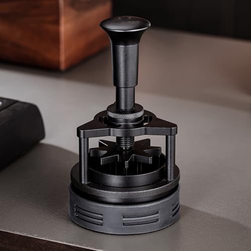 Distributeur de poudre expresso et agitateur de café à base rotative utile